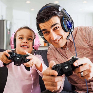 <strong>Gamer Headphones.</strong> Sonido que mejora tu mundo.